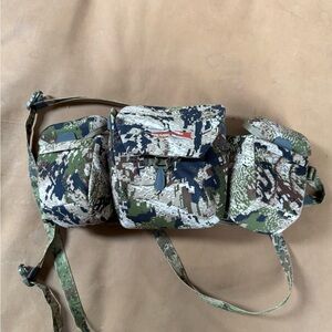 Green and Brown Belt Bag with Camouflage Design